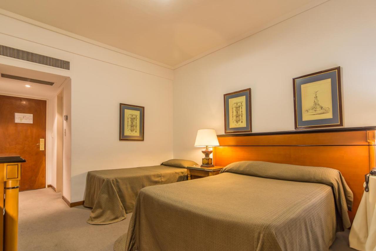 Hotel Libertador Tandil Esterno foto